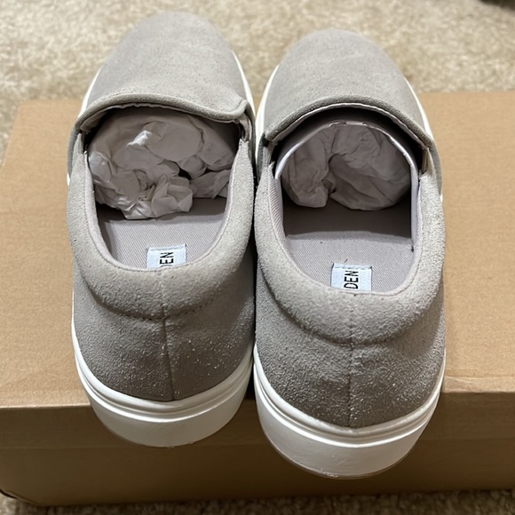 Steve Madden Coulter Taupe Suede Slip On Shoes - Picture 3 of 5